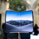 El comportamiento de la pantalla del iPhone Duo quedó registrado en un video publicado por un usuario.