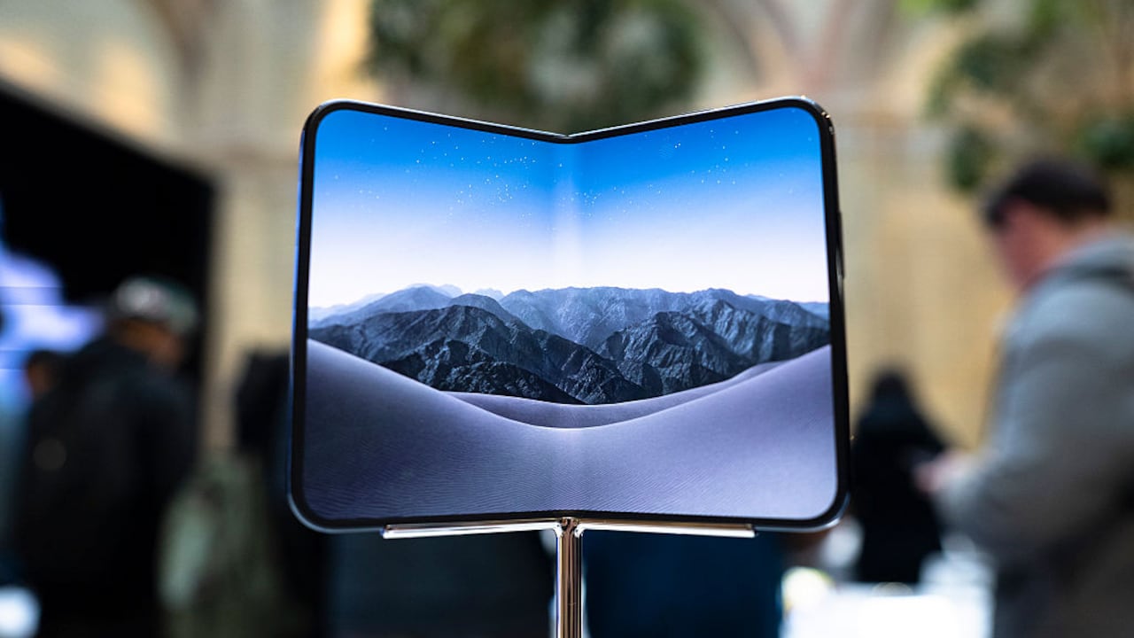 El comportamiento de la pantalla del iPhone Duo quedó registrado en un video publicado por un usuario.