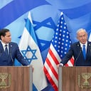 El Secretario de Estado estadounidense, Marco Rubio (i), y el Primer Ministro israelí, Benjamin Netanyahu, hacen una declaración conjunta a los medios de comunicación en la oficina del primer ministro en Jerusalén el 16 de febrero de 2025.