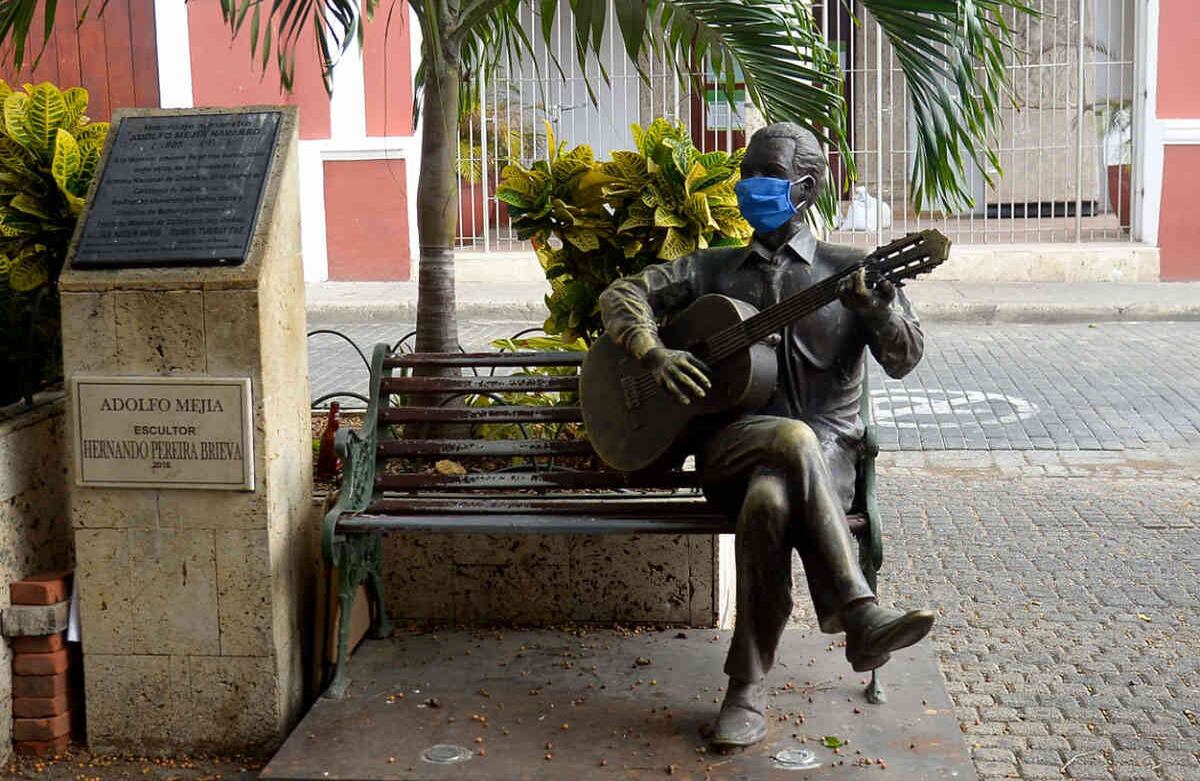 La directora de IPCC, Saia Vergara Jaime, dijo que la fecha “es importante porque nos hace reflexionar sobre nuestro pasado, sobre la forma en que nuestro territorio fue colonizado y sus pobladores originarios sometidos”. Foto: Cortesía Alcaldía de Cartagena
