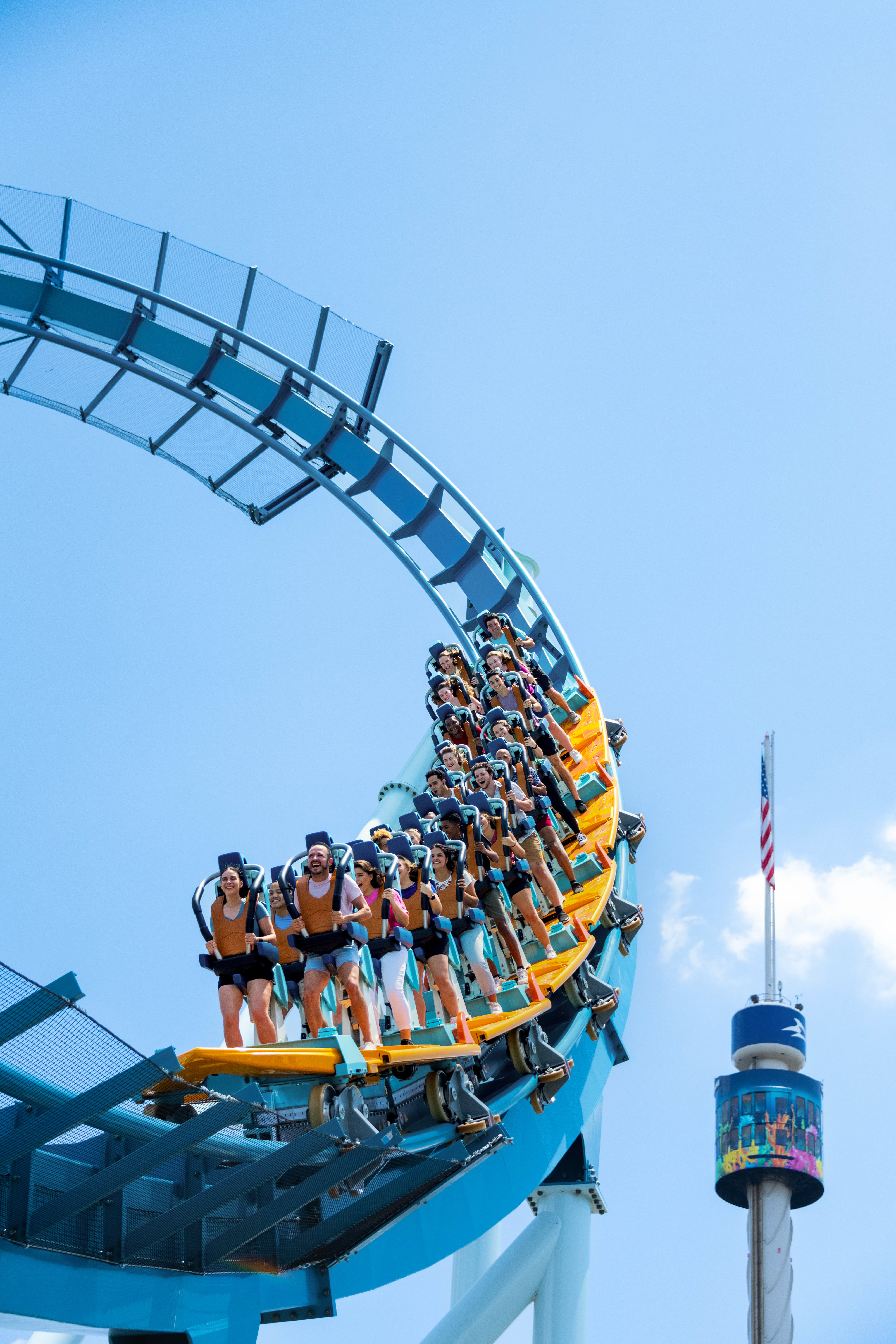 Montaña rusa Pipeline en Seaworld Orlando, de United Parks and Resorts.