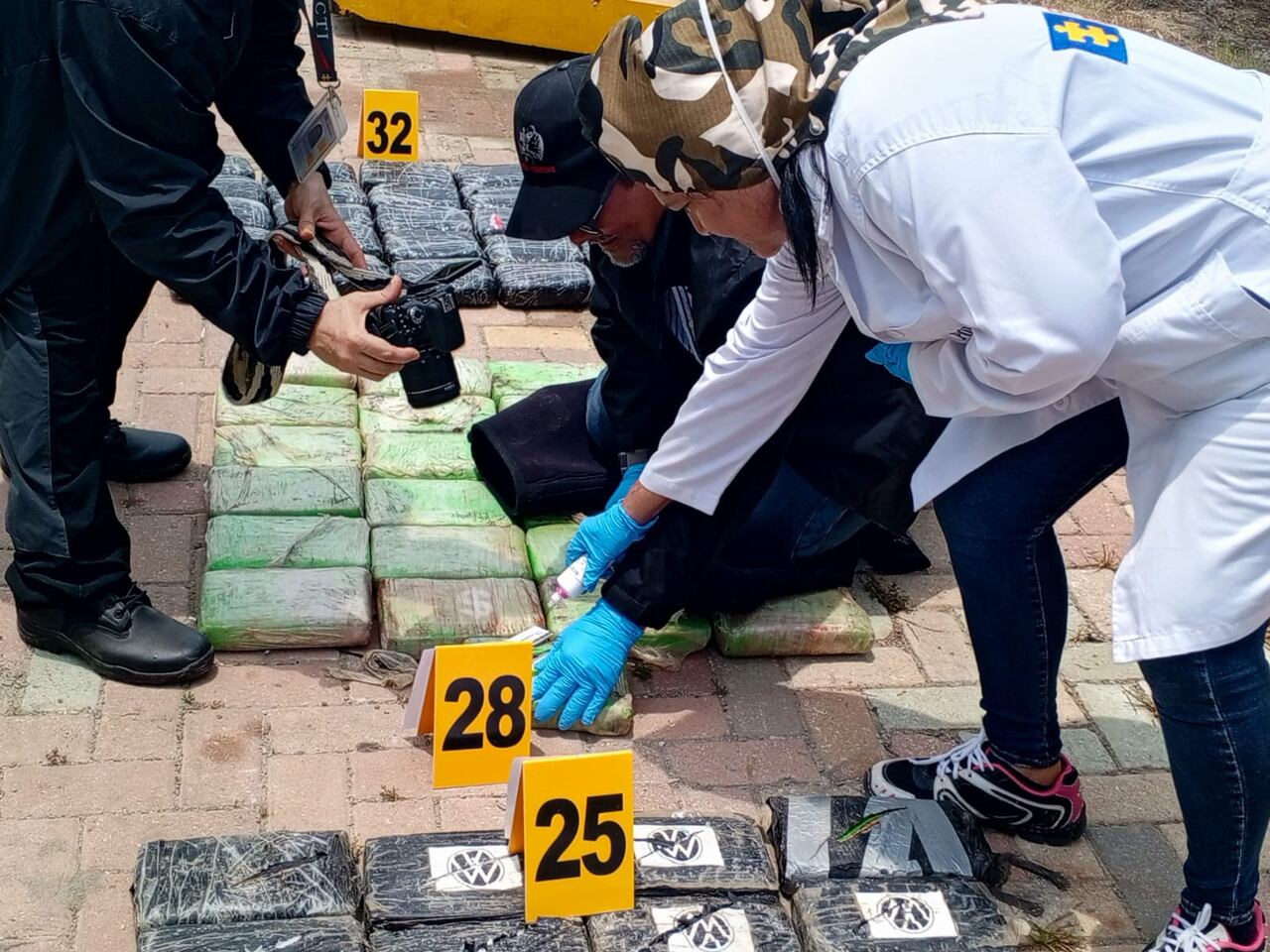 Autoridades decomisan cocaína en Barranquilla.