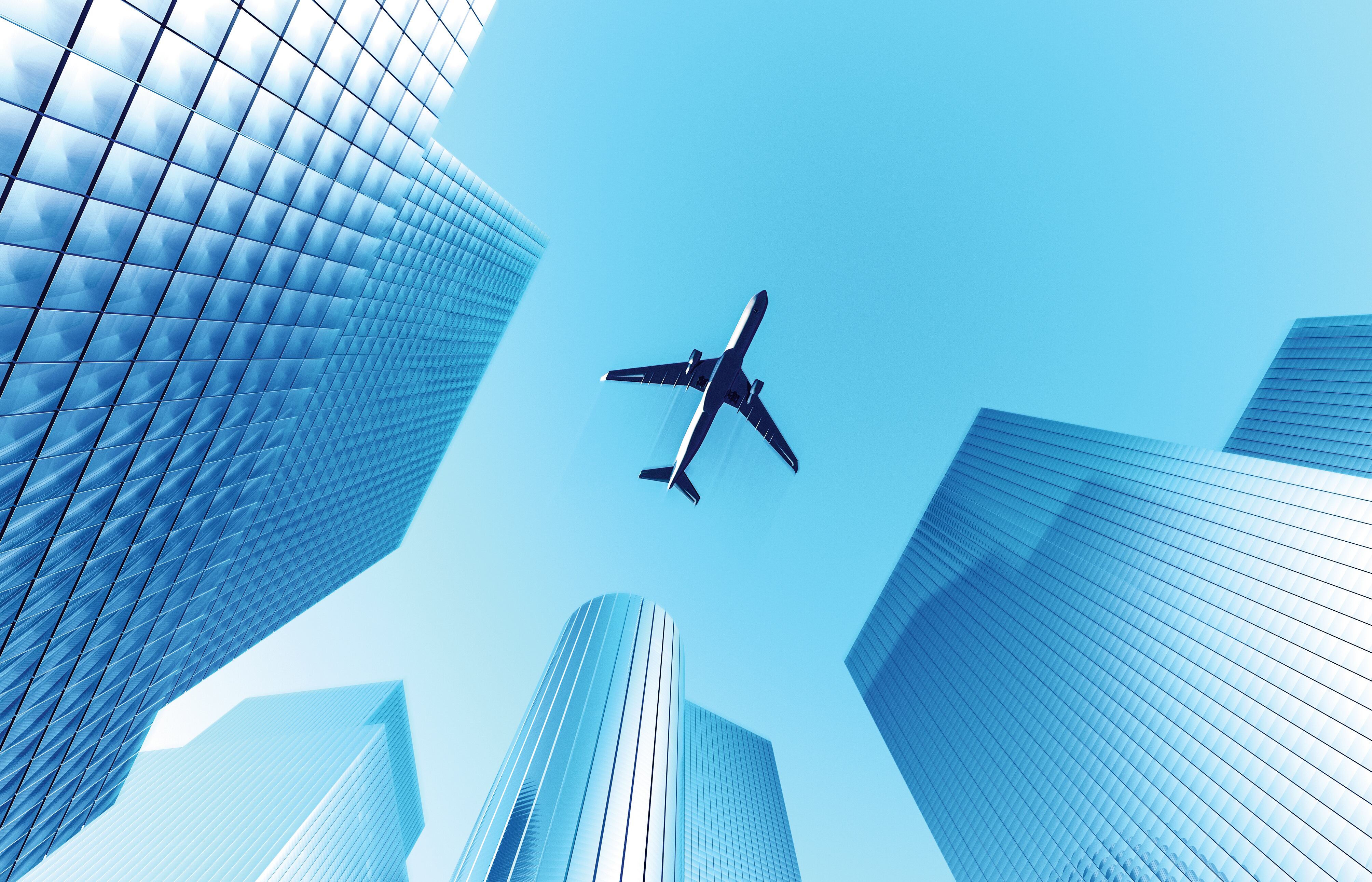 Gracias a su ubicación geográfica estratégica, Colombia es un punto clave para la llegada de visitantes internacionales, con 28 aerolíneas, más de 1.400 frecuencias semanales y más de 260.000 sillas.