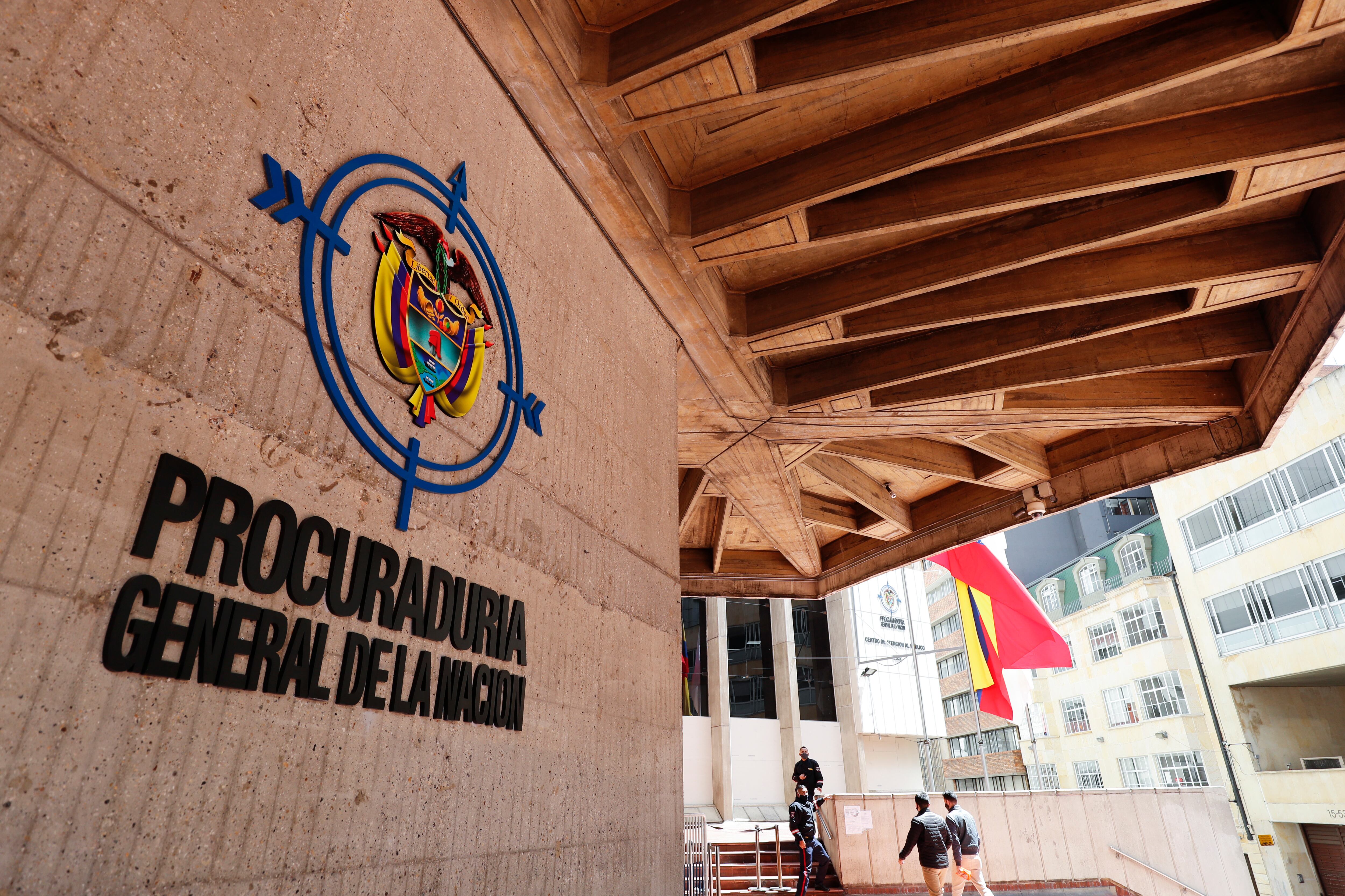 Abrió indagación contra varios funcionarios. 