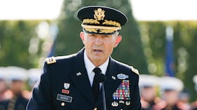El jefe del Estado Mayor del Ejército, general Randy George, durante la ceremonia del Día Nacional de Reconocimiento a los Prisioneros de Guerra y Desaparecidos en Combate en el Pentágono.