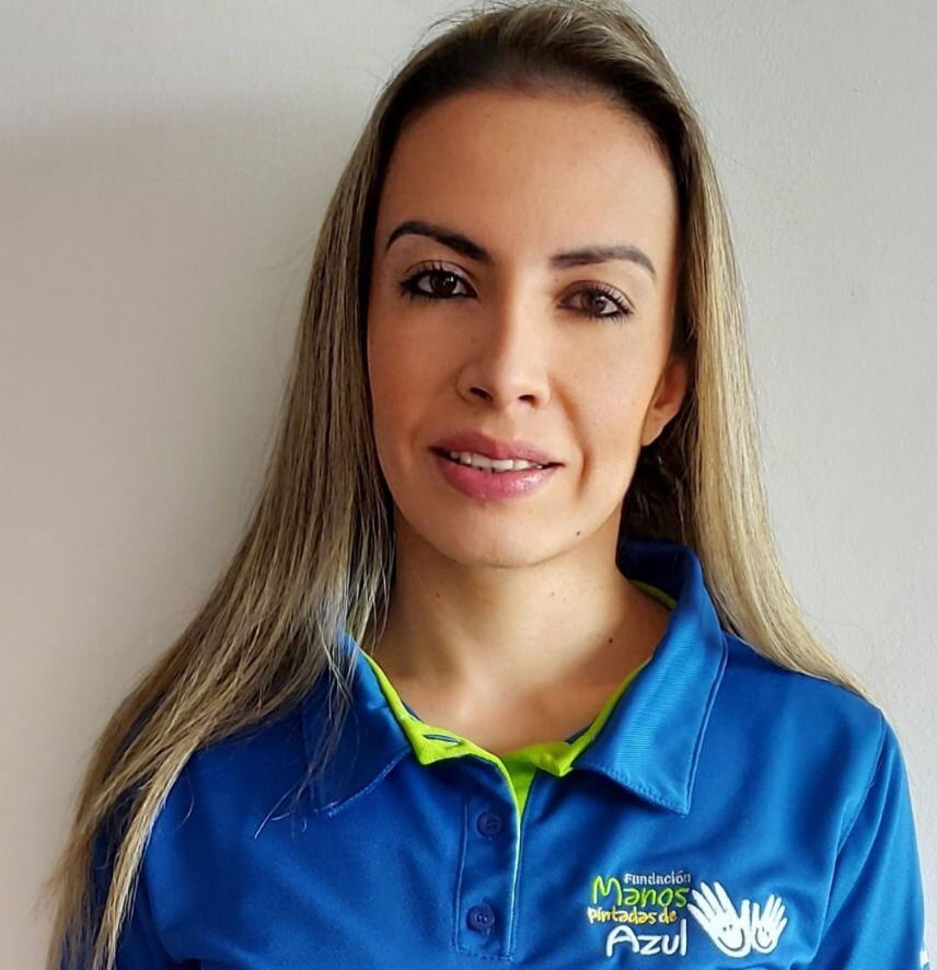 Lina Albarracin - Fundación Manos Pintadas de Azul