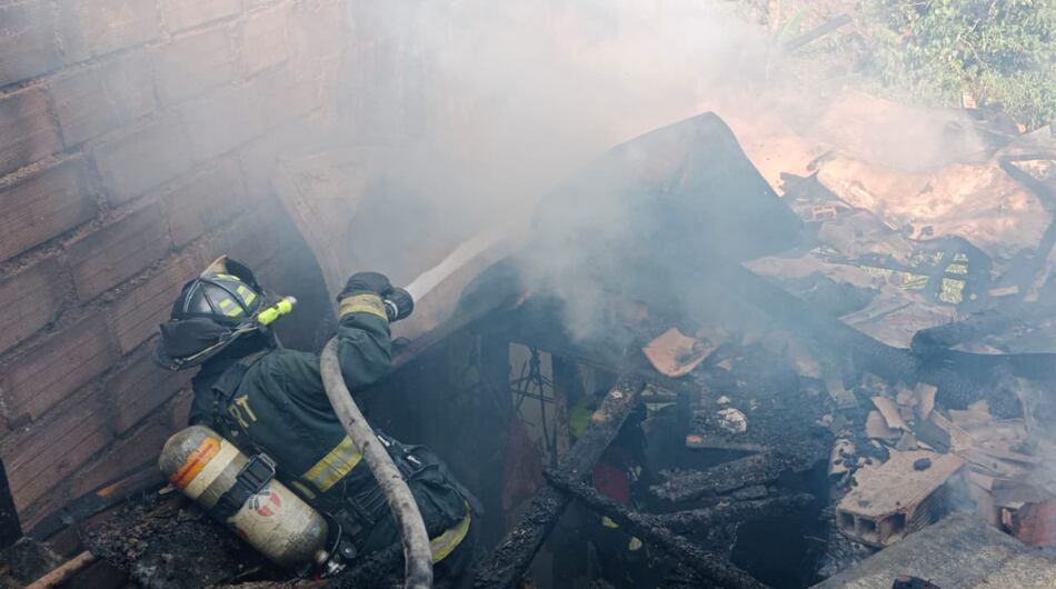 Incendio en Santa Fe de Antioquia.