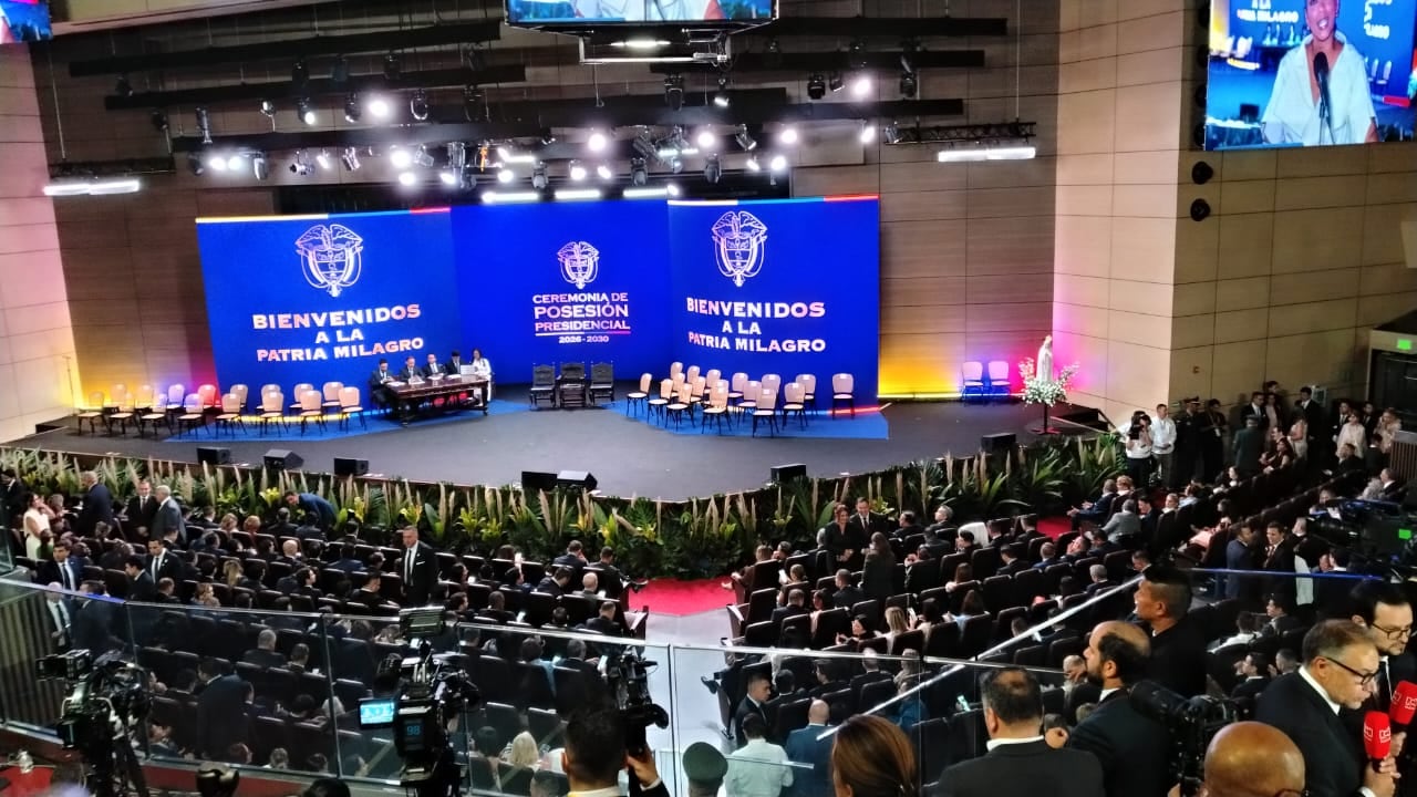 Todo listo para la posesión: Abelardo De La Espriella llega a la USC y Congreso abre sesión