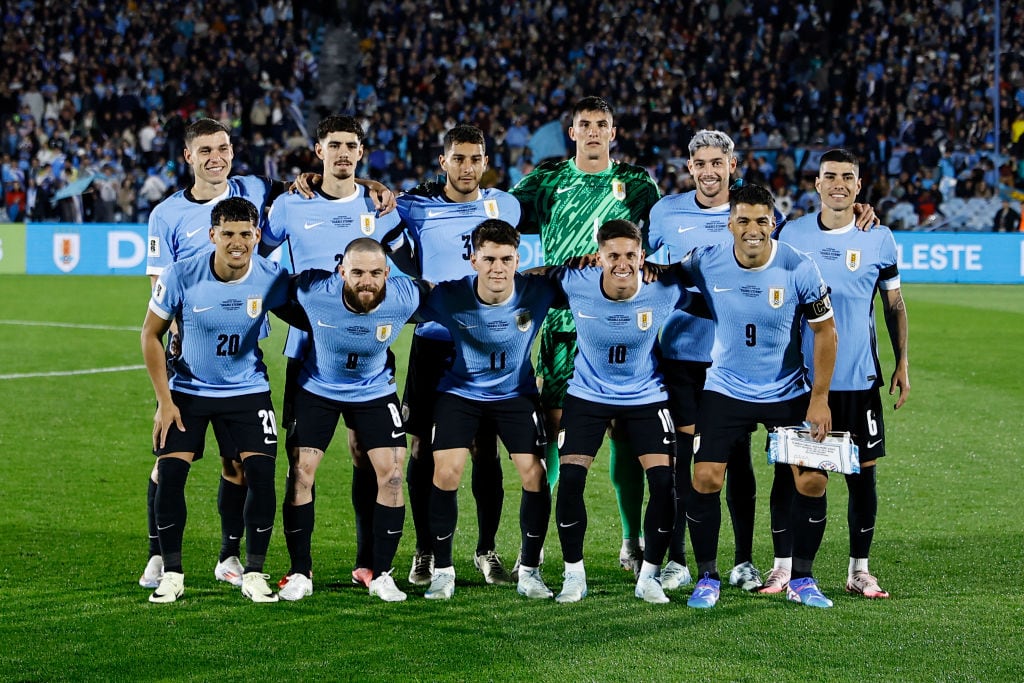 MONTEVIDEO, URUGUAY - SEPTEMBER 06: Players of Uruguay pose for a photo prior to the South American FIFA World Cup 2026 Qualifier between Uruguay and Paraguay at Centenario Stadium on September 06, 2024 in Montevideo, Uruguay. (Photo by Ernesto Ryan/Getty Images)