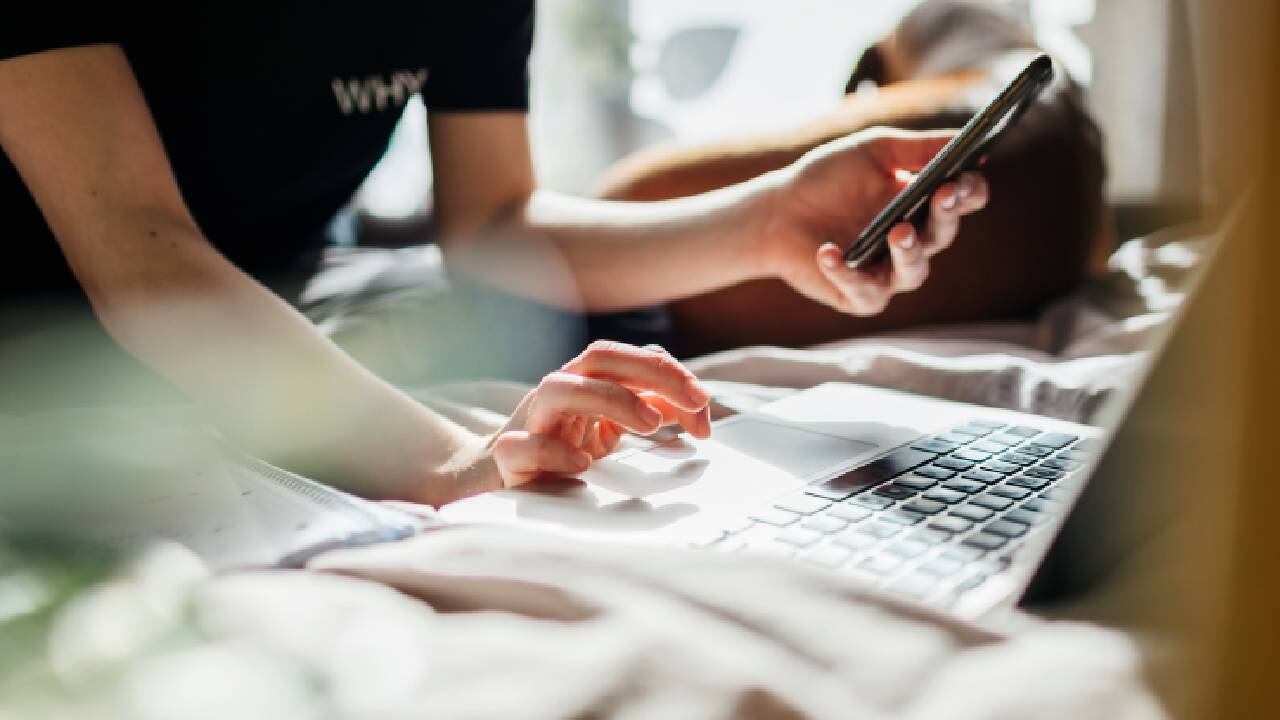 Uno de los comentarios generados en redes sociales instaron a 'Mary' para que se aleje del joven asiático.