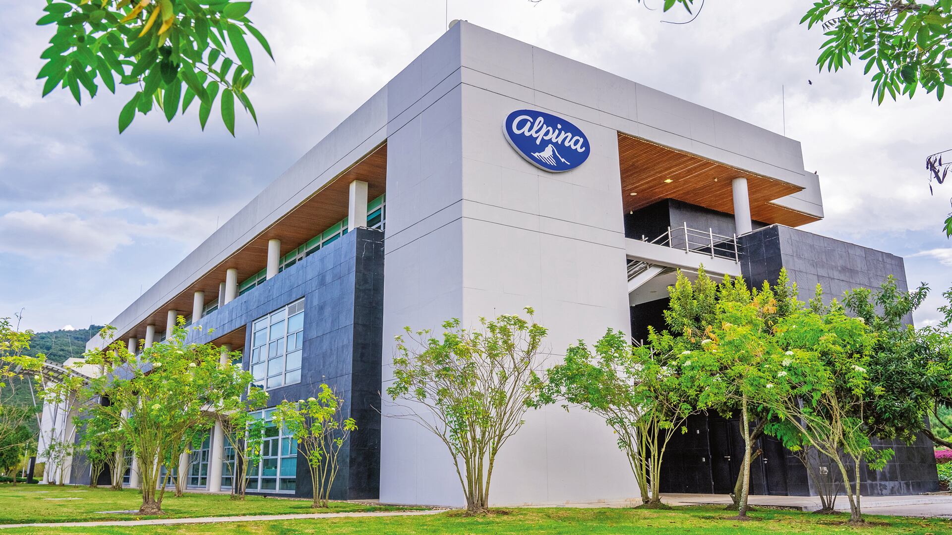 Especial Empresas que Construyen País, Alpina