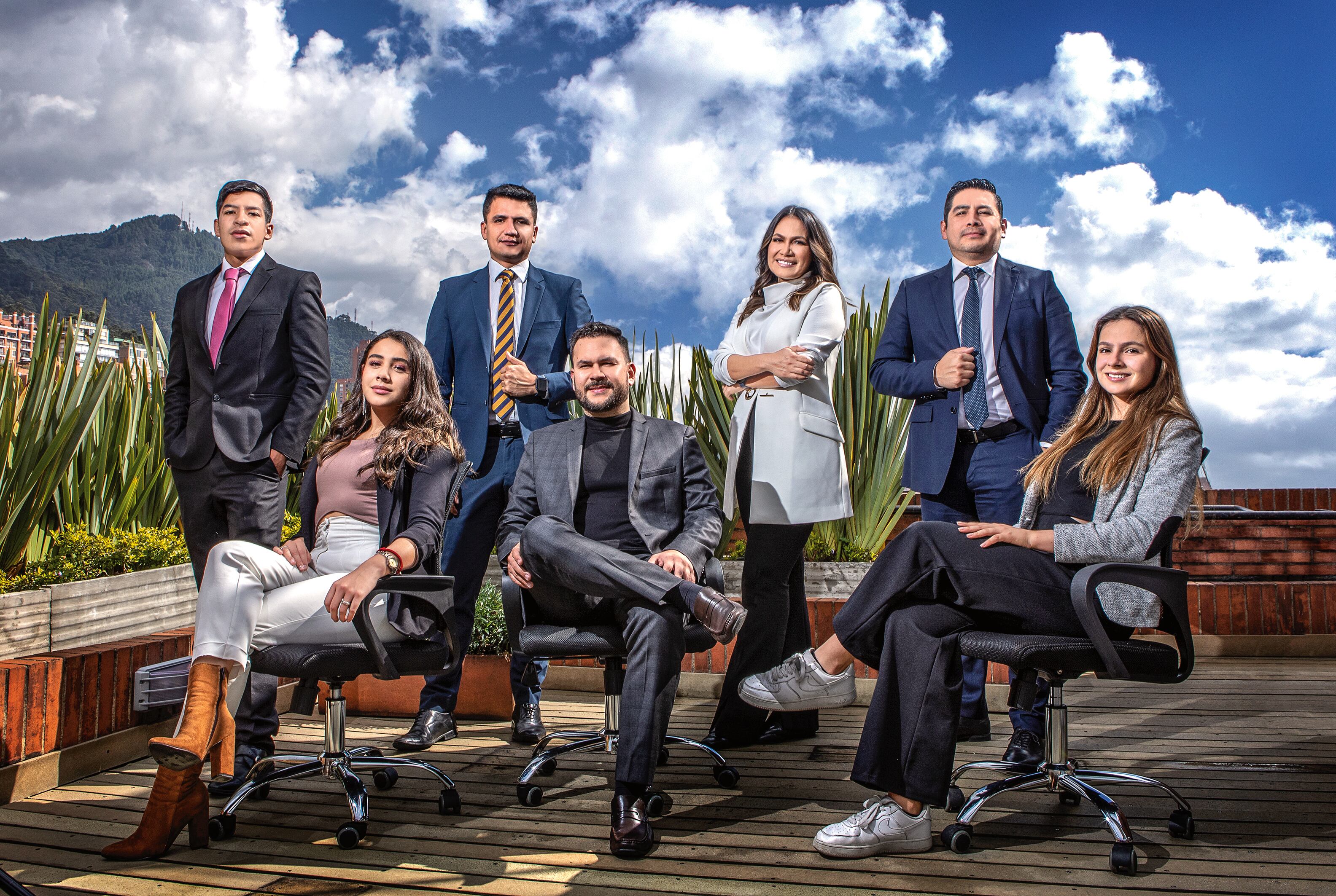 Alexander Meneses, Stephany López, Fabio Rojas, Luis Eduardo Ataya, Diana Rojas, Wilson Cárdenas y Mariana Uribe hacen parte del equipo jurídico con experiencia en la resolución de litigios empresariales.