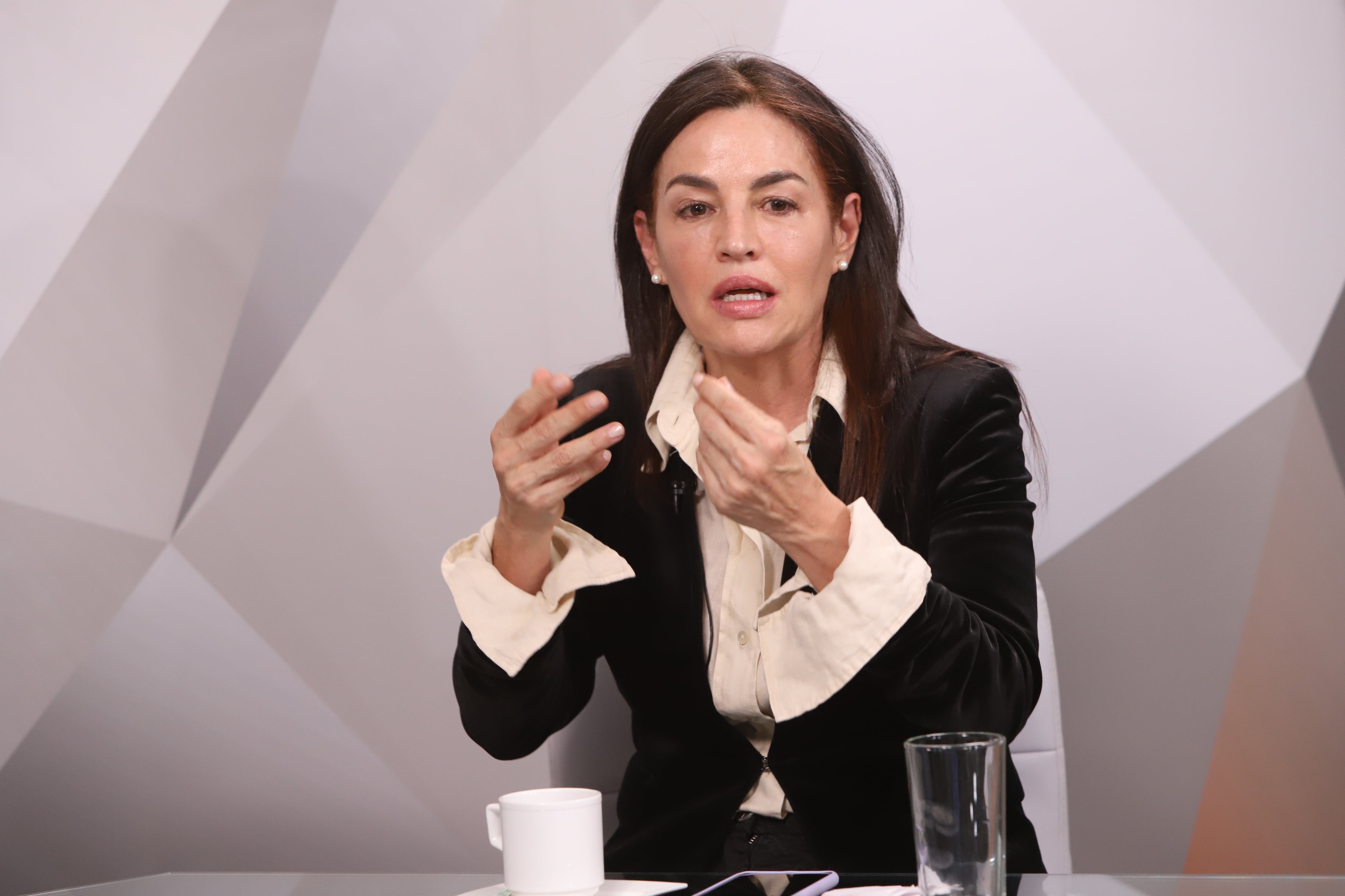 El Debate, Yesid Lancheros, director de Semana, entrevista a Sofia Gaviria.