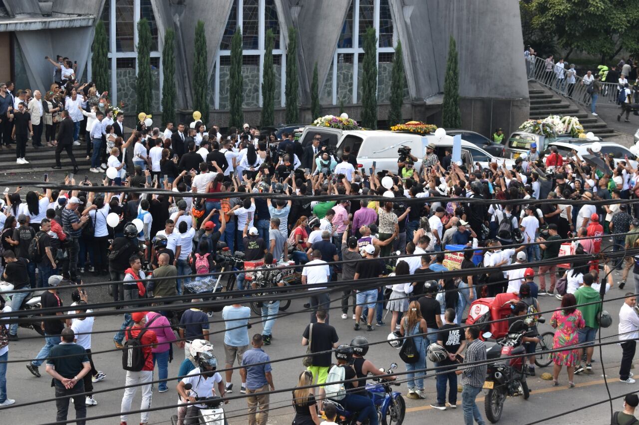 Exequias de Darío Gómez