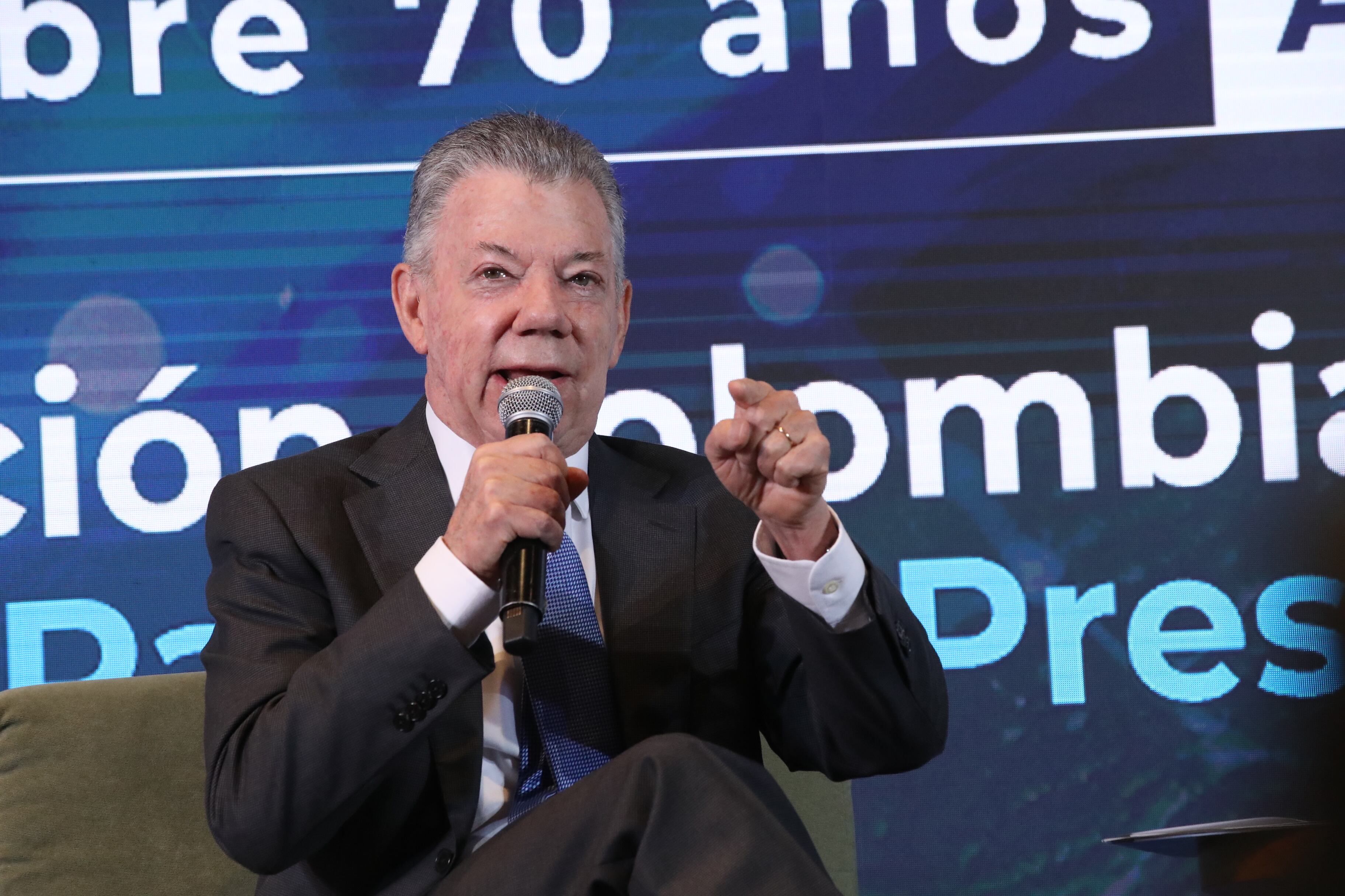 Conversatorio: Colombia y EE.UU.: Una relación en transformación, ¿hacia dónde vamos?

 

Participantes

Juan Manuel Santos, Expresidente de Colombia y Premio Nobel de Paz

Modera: Roberto Pombo, Director Editorial de Prisa Media en Colombia