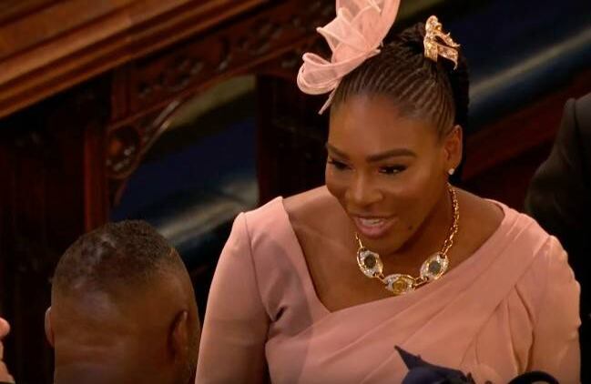 Serena Williams es una gran amiga de Meghan Markle y llegó al evento con su esposo Alexis Ohanian. 