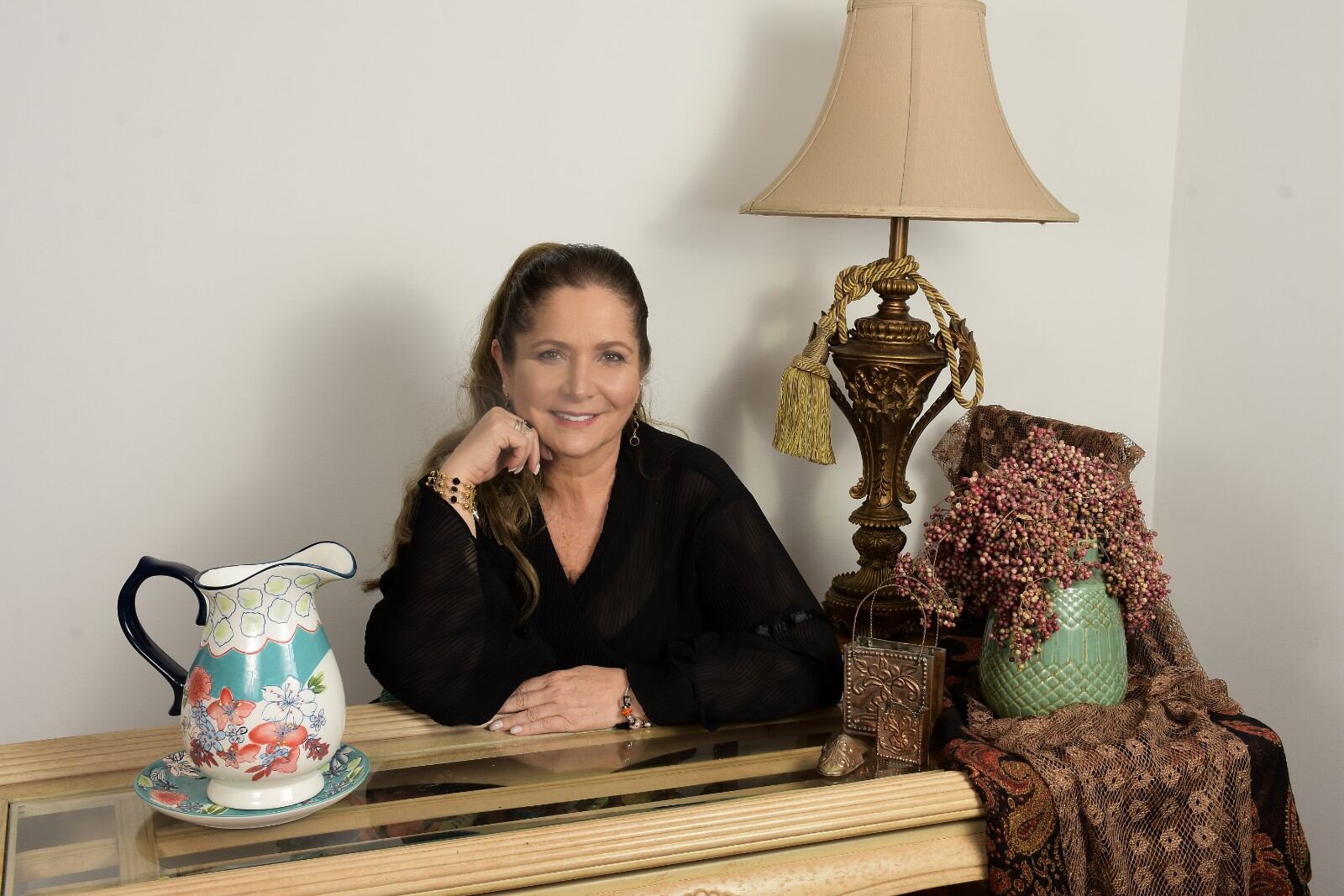 En medio de su recuperación escribió un libro que tituló Conviviendo con Ackerman, en el que narra todo lo que vivió y que fue su mejor catarsis.