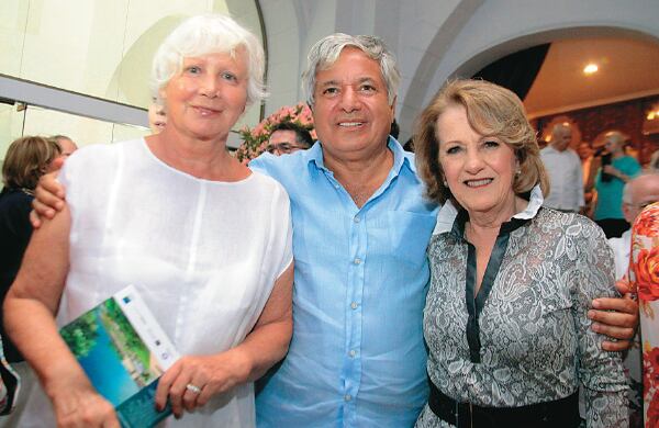 Danielle Bessudo, Jean-Claude Bessudo y Elsa Kopel.