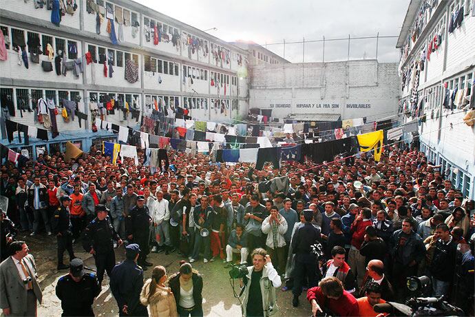 La cárcel La Modelo de Bogotá es uno de los centros de reclusión con mayor hacinamiento en el país.