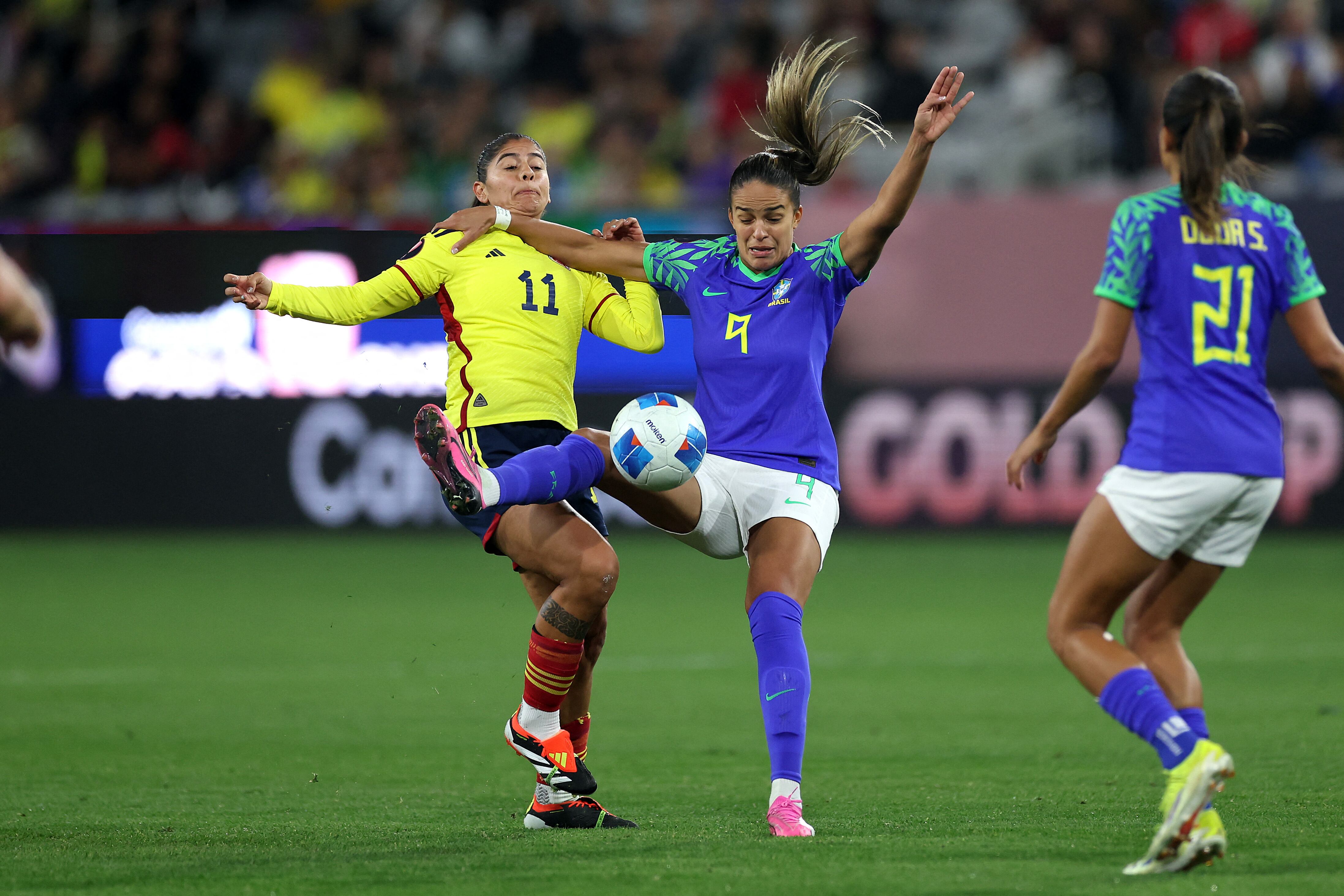 Colombia cayó derrotado ante Brasil 1-0 y deberá buscar la clasificación ante Puerto Rico.