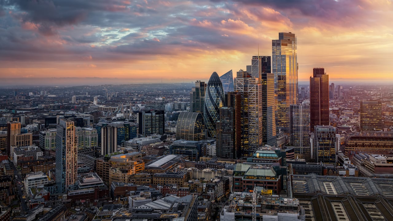 ¿Por qué Londres, Inglaterra es una de las ciudades más llamativa para los turistas?