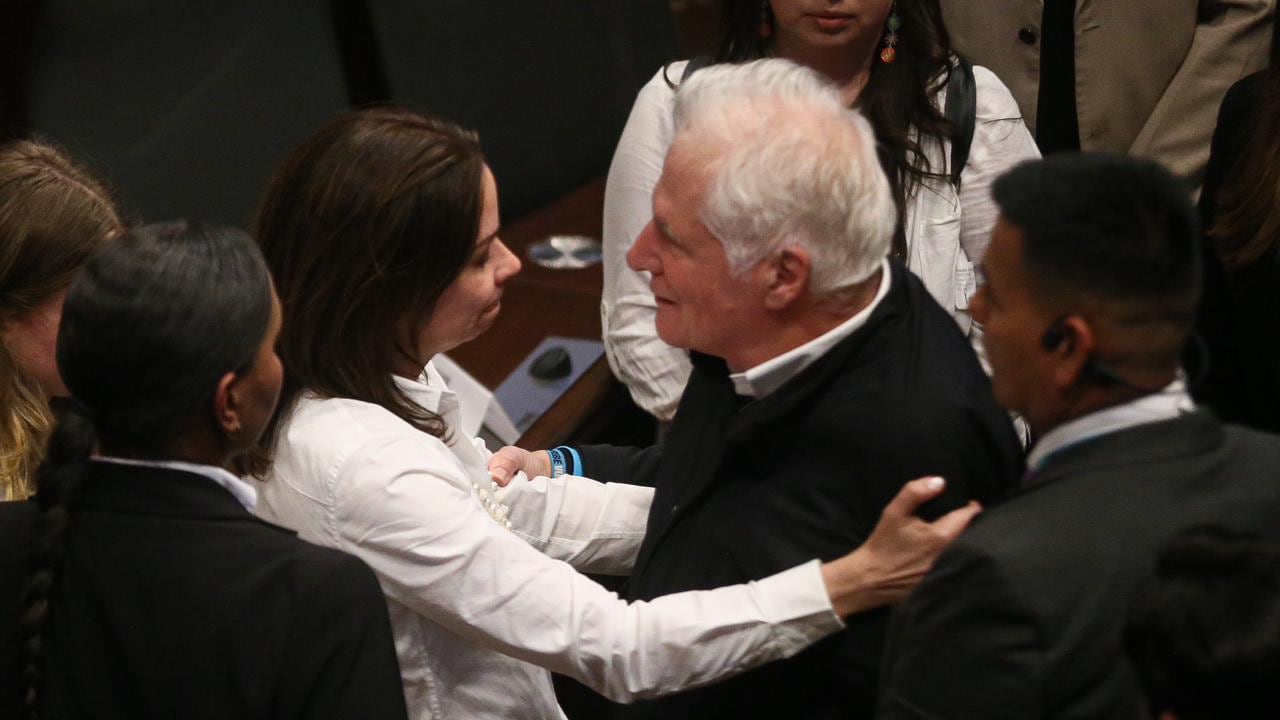 María Claudia Tarazona, con Miguel Uribe Londoño