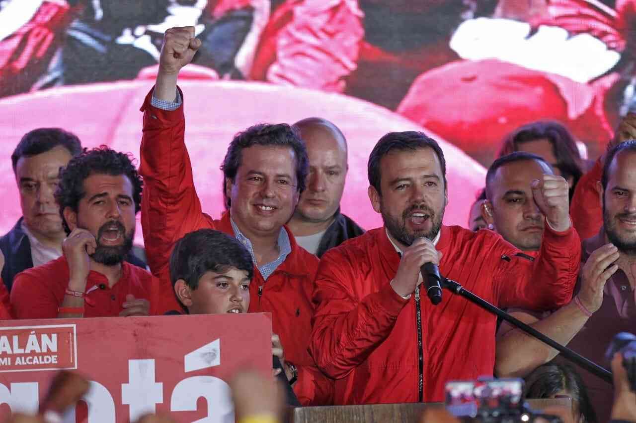 De izquierda a derecha: Claudio Galán, Juan Manuel Galán y Carlos Fernando Galán