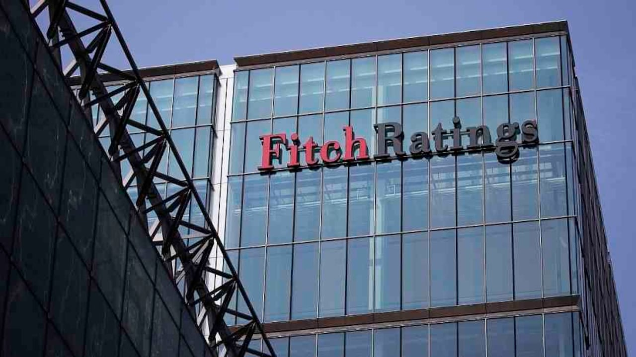 Fitch advierte que coronavirus afectará el PIB mundial durante varios años.