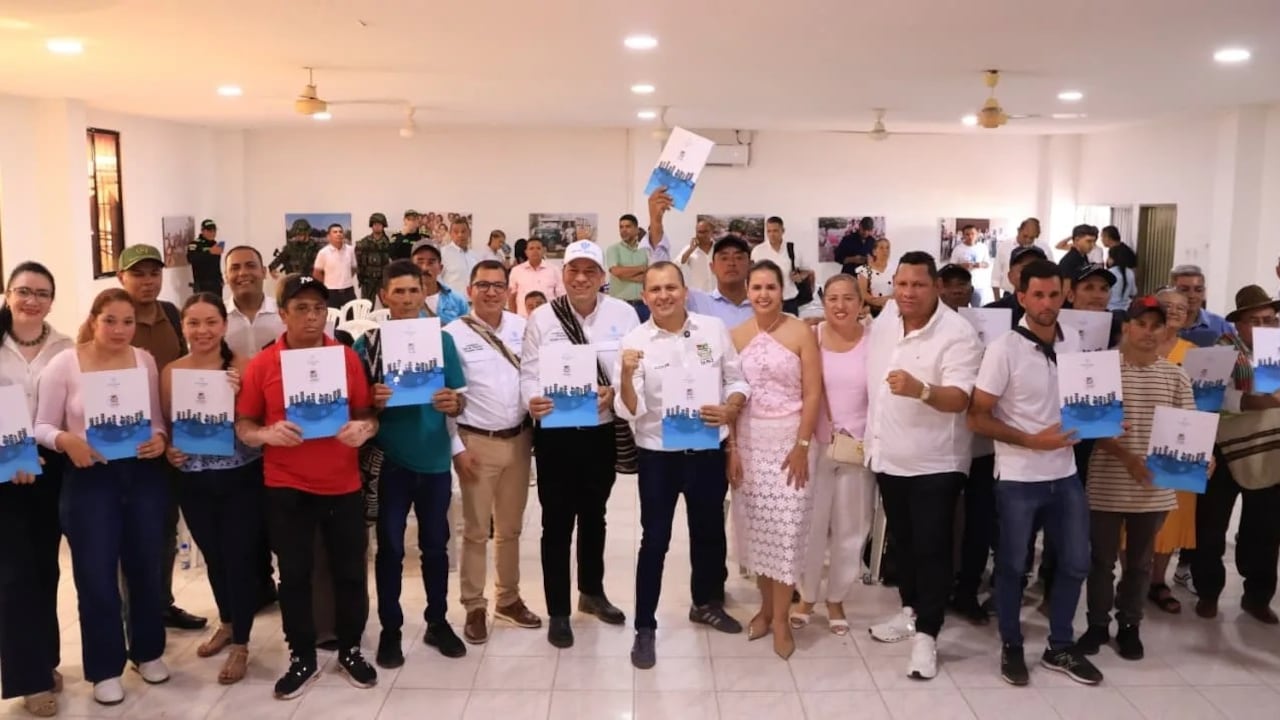 El Ministerio de Vivienda entregó los títulos de propiedad a 25 familias del Centro Poblado Los Encantos, en Cesar.