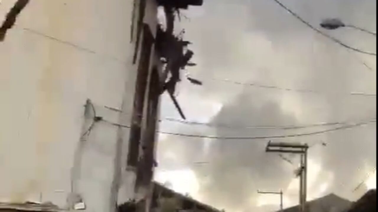 Piden a la comunidad hacer mantenimiento periódico a sus viviendas para evitar este tipo de situaciones