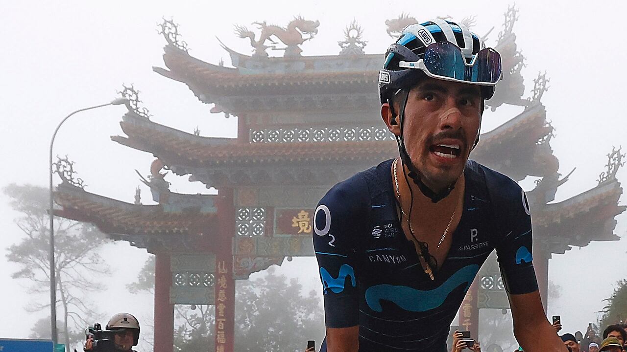 Sosa ganó la tercera etapa y se perfila como favorito al título