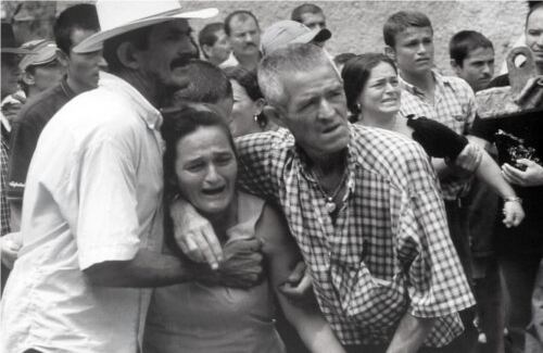 Según estadísticas del Observatorio de Derechos Humanos de la Vicepresidencia de la República se presume que entre 1998 y 2002, los paramilitares ejecutaron 101 masacres en Antioquia, con un promedio de 5,8 víctimas por masacre. 