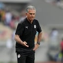 Carlos Queiroz durante el partido de octavos de final en Camerún