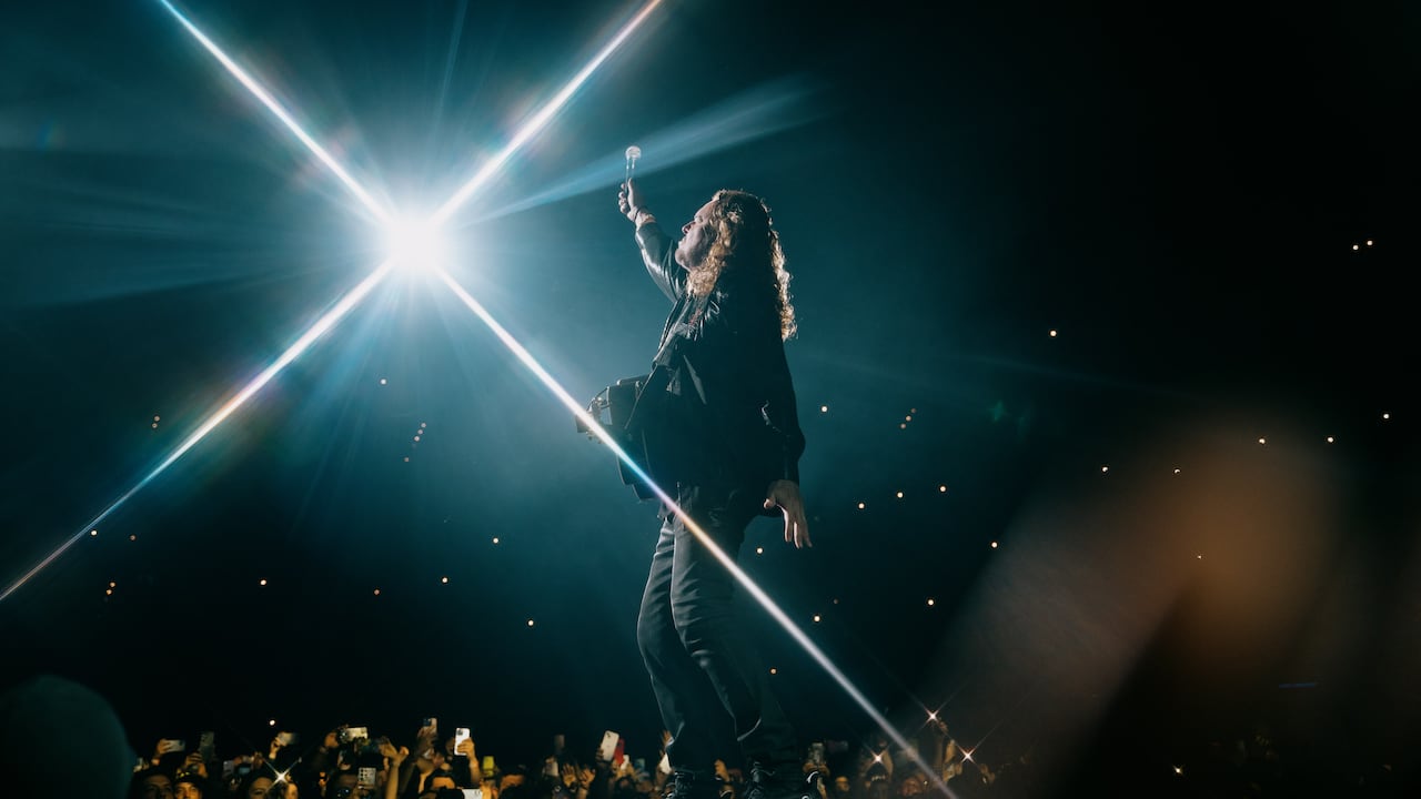 Fher Olvera, vocalista de la banda mexicana de rock en español Maná.