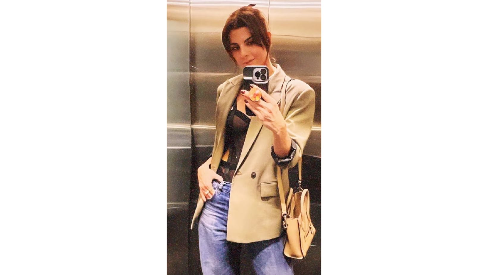 Carolina Cruz reapareció con nuevo look y mostrando a su novio