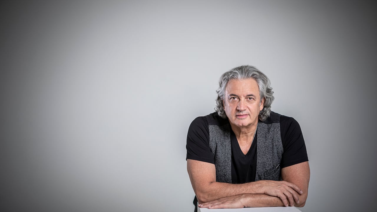 Enrique Vallejo, biólogo y veterinario. Foto: Esteban Vega La-Rotta. Revista Semana.