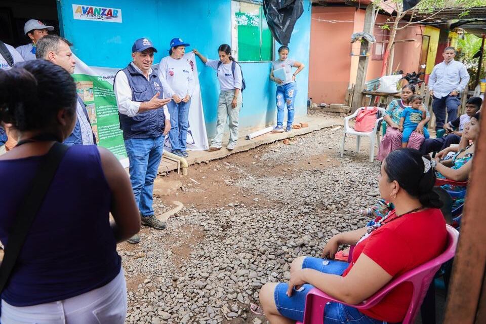 Defensor advierte que excombatientes y líderes sociales del ETCR Pondores han sido víctimas de amenazas: “No podemos permitir que sean asesinados”