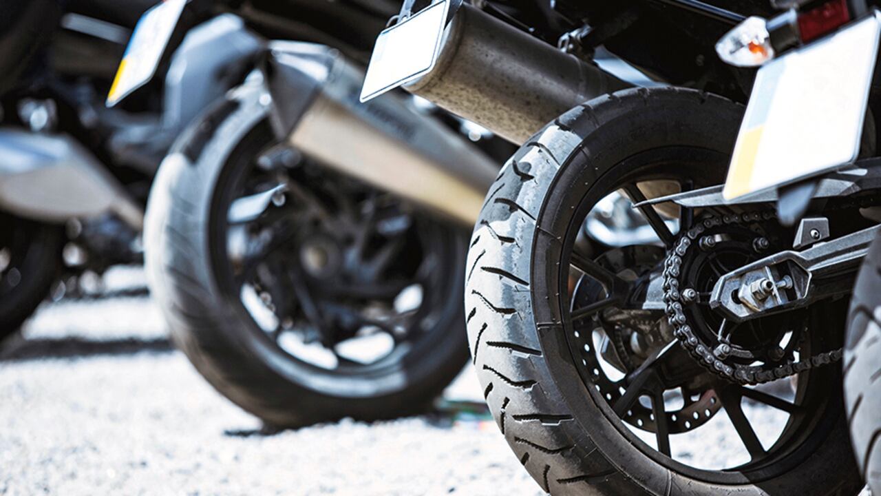 MinTransporte negó recientemente que esté contemplado cambiar la renovación de la licencia de motocicletas.