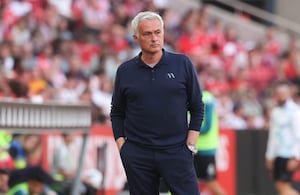 José Mourinho durante un partido con el Benfica de Portugal.