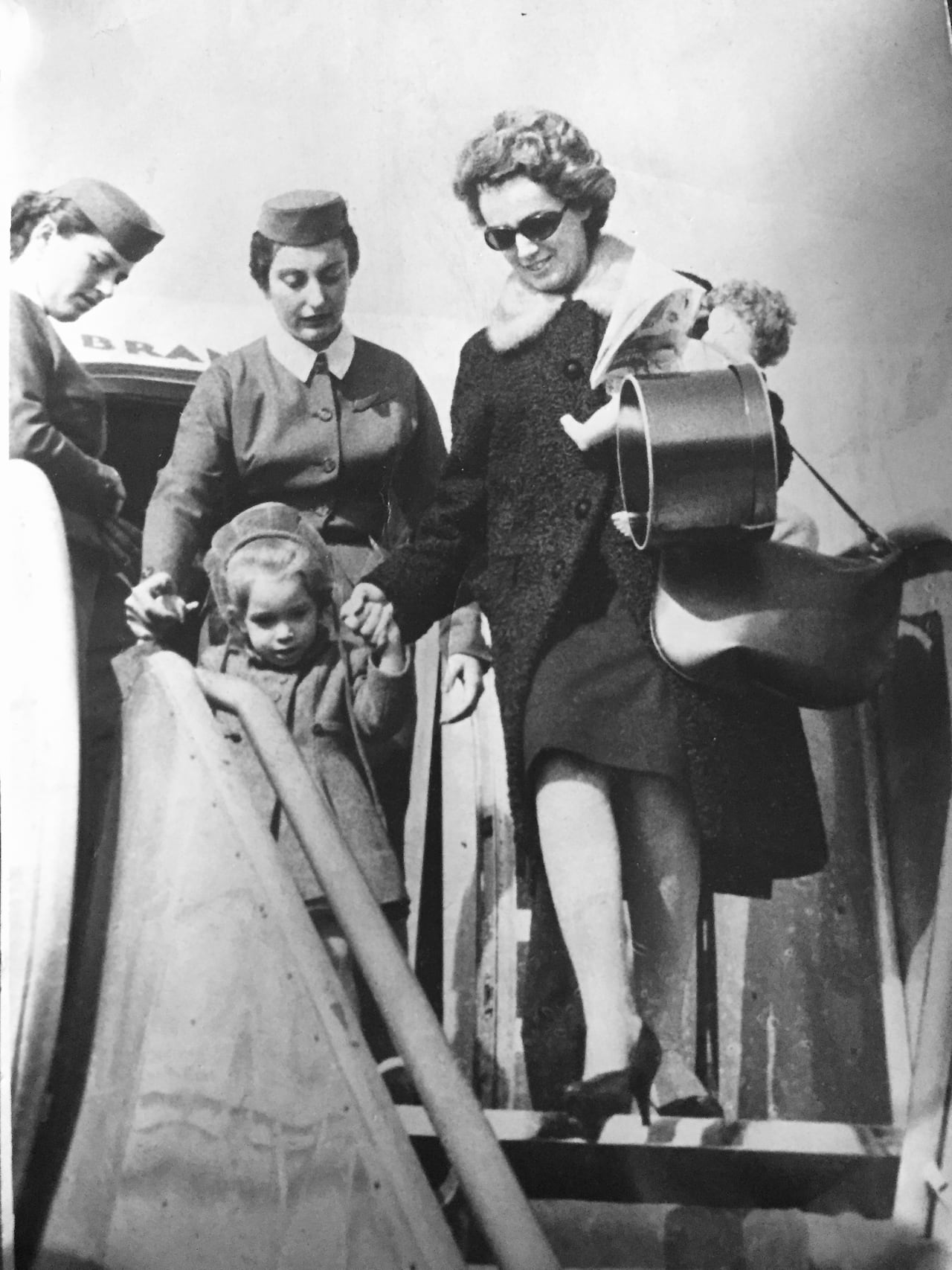 Carolina Ponce de León llegando a Bogotá, 1960. Cortesía de Carolina Ponce de León.