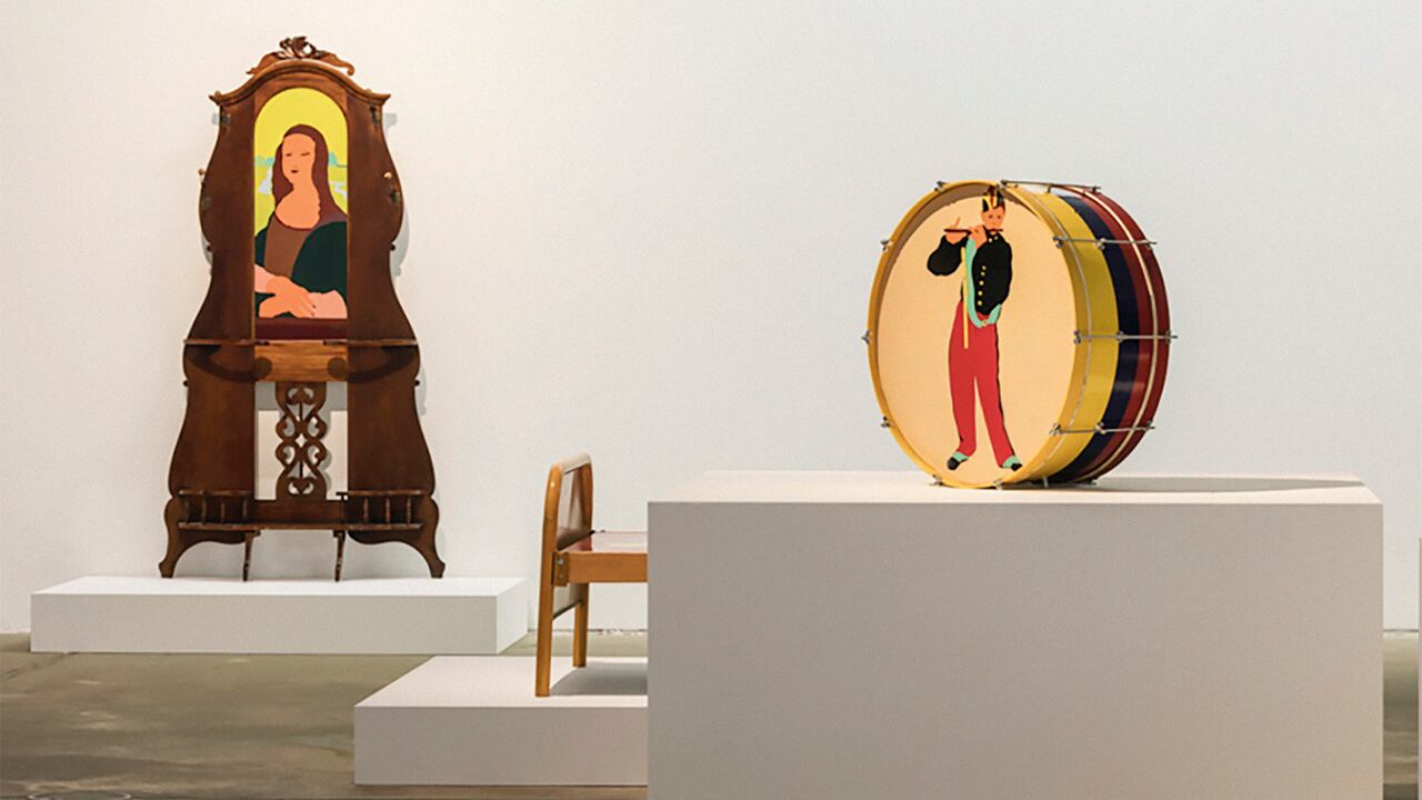 Su intervención de objetos y muebles le dio al arte colombiano una postura ante el arte universal. Siempre se afirmó como pintora de provincia.