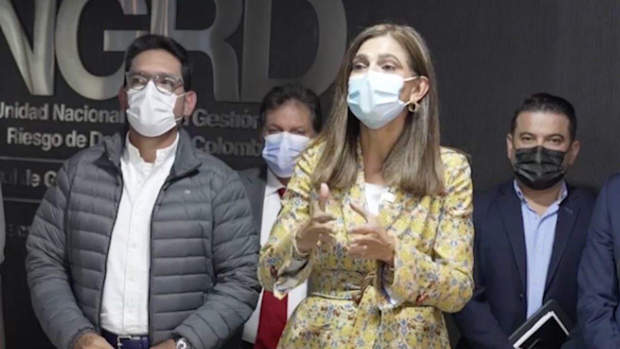 Ministra de transporte Ángela María Orozco