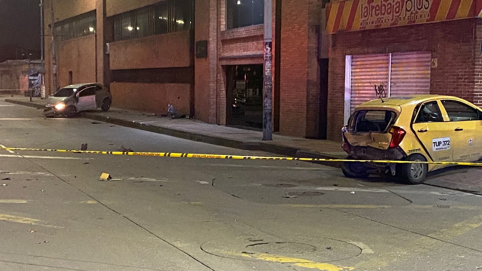 Al parecer, el artista de música popular iba en aparente estado de embriaguez.