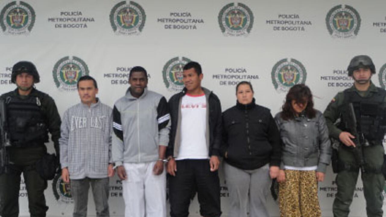 Hace pocos días la policía capturó a este grupo de personas sindicándolas de ser una parte de la red de envio de mulas a China.