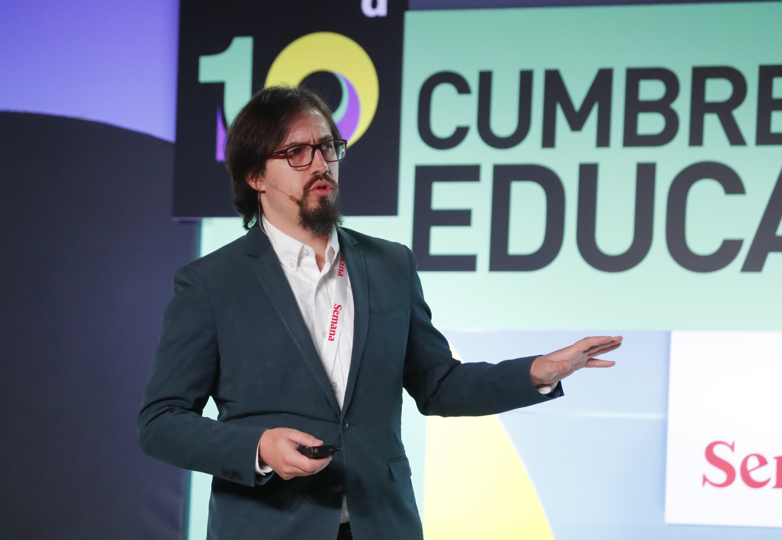 CUMBRE LÍDERES POR LA EDUCACIÓN 2023