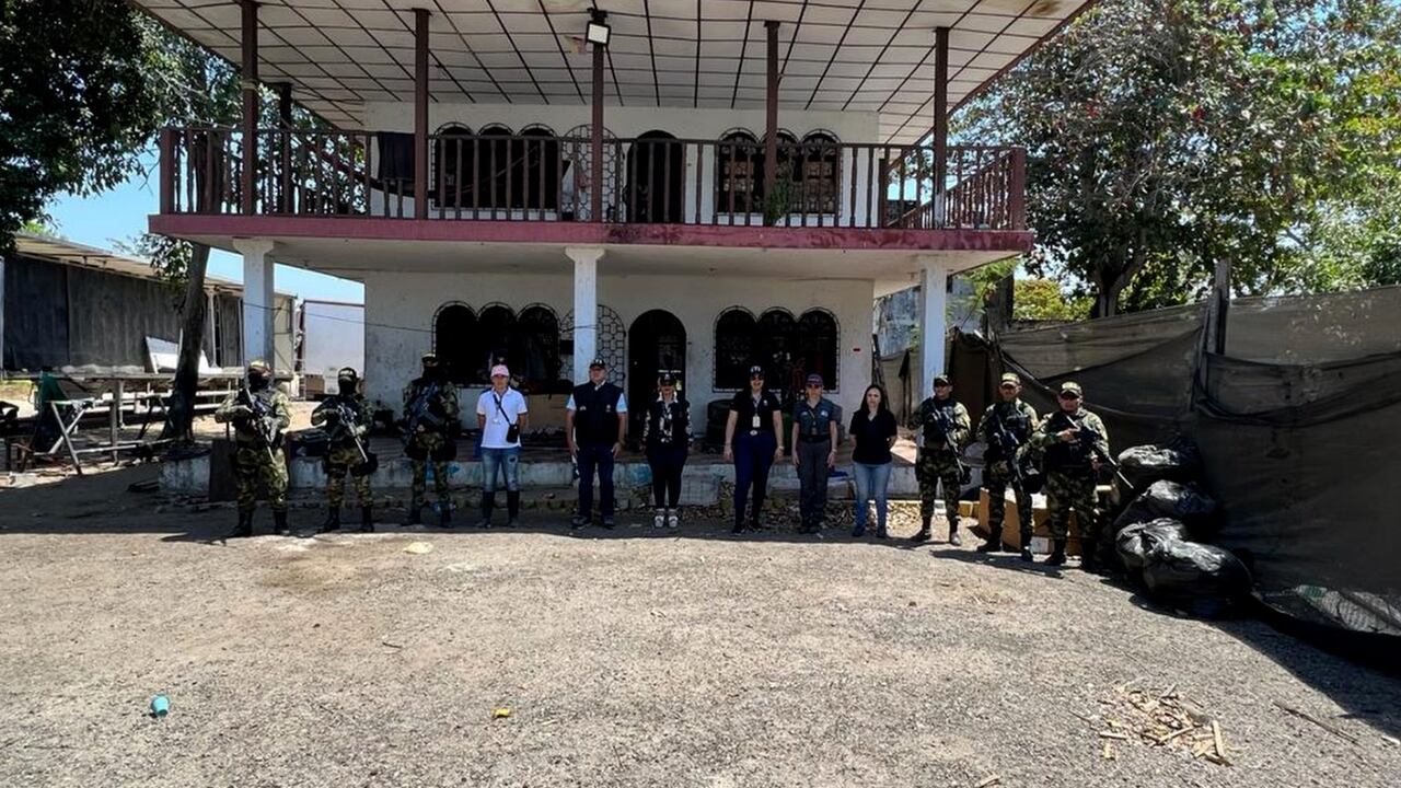 Incautan finca que era usada por las AUC para esconder secuestrados en el norte del país