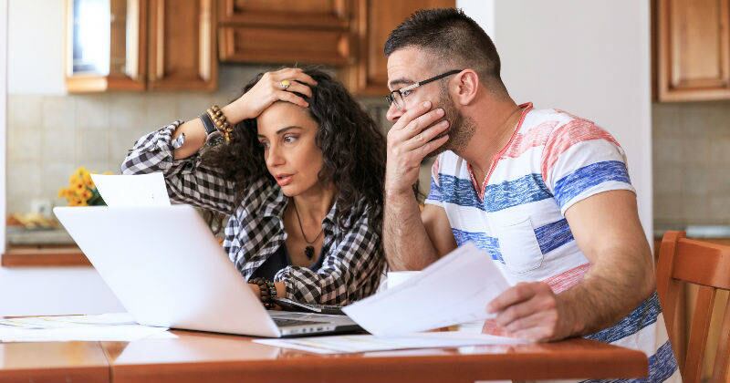 Tenga en cuenta que El Servicio de Impuestos Internos de Estados Unidos (IRS) tiene amplias facultades para cobrar las deudas fiscales