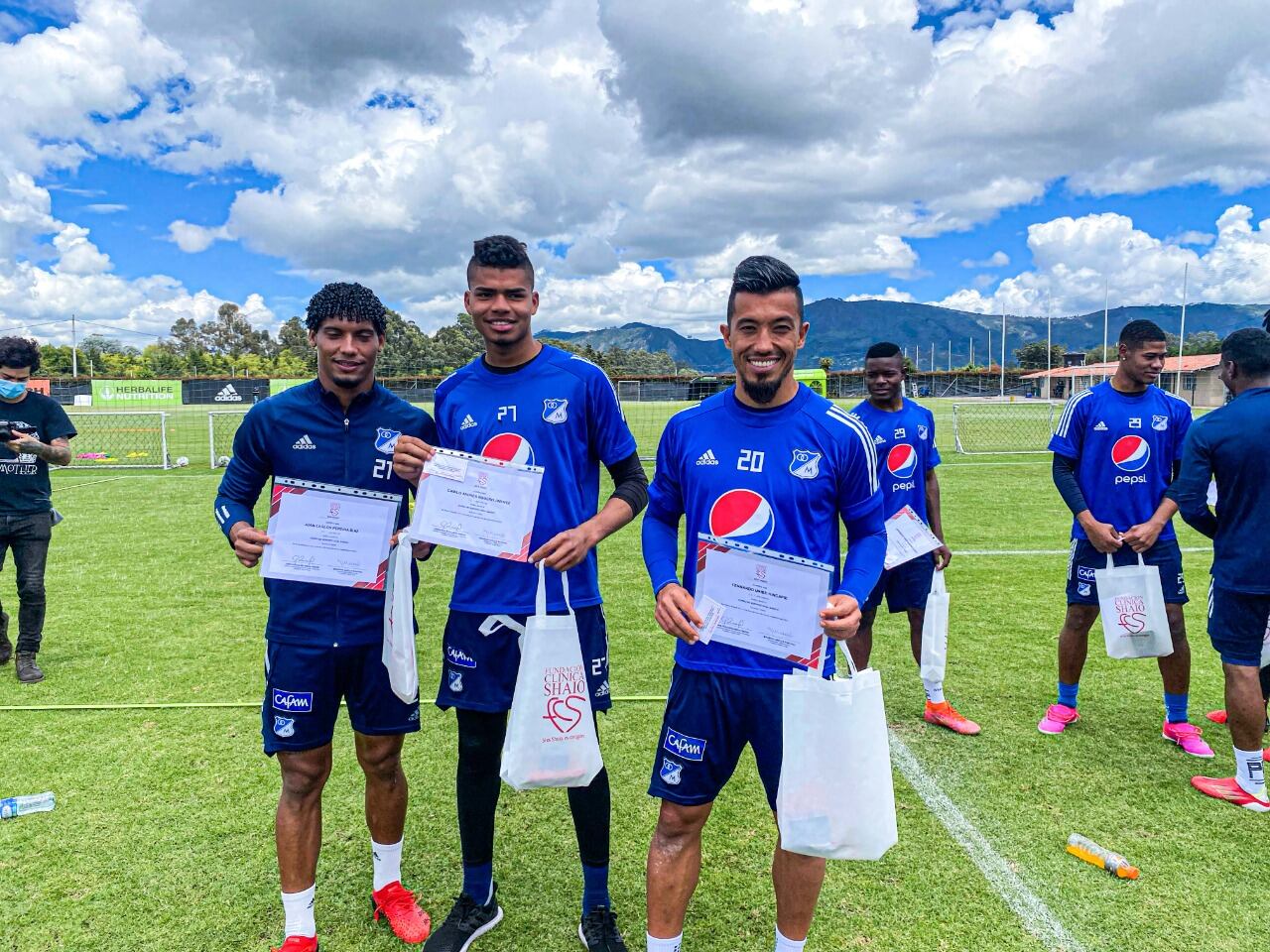 Jugadores de Millonarios se capacitaron en Reanimación Cardiopulmonar