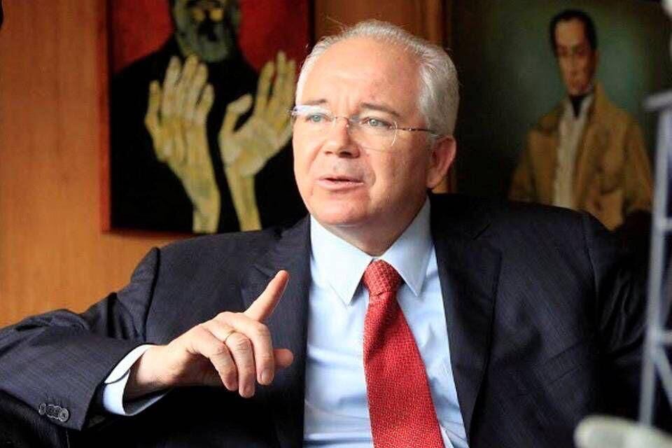 El ex presidente de PDVSA se refirió a su candidatura presidencial