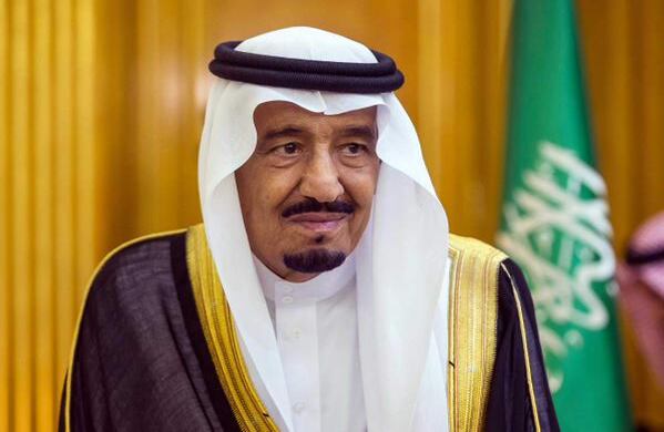3. Abdullah bin Abdulaziz Al Saud, antiguo rey de Arabia Saudita. Su fortuna se calculó en 18.000 millones de dólares en el 2011. Murió el 23 de enero de este año. Foto: Twitter @Aloquili. 